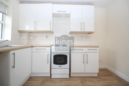 1 Bedroom Flat - Purpose Built To Let - Photo 4