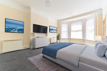 2 bedroom apartment to rent - Photo 3