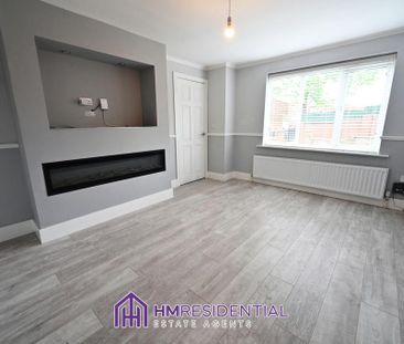 2 bedroom end of terrace house to rent - Photo 1