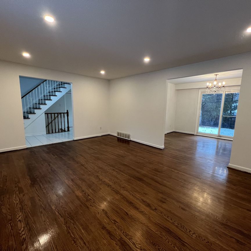 For Lease - 298 Newton Drive, Toronto, Ontario - Photo 1