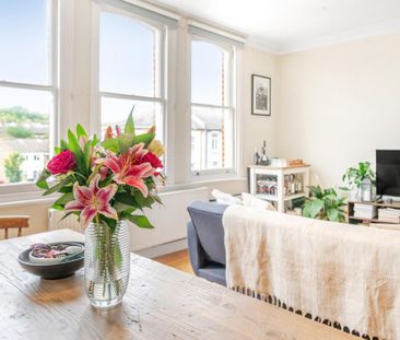 2 bedroom property to rent - Photo 2