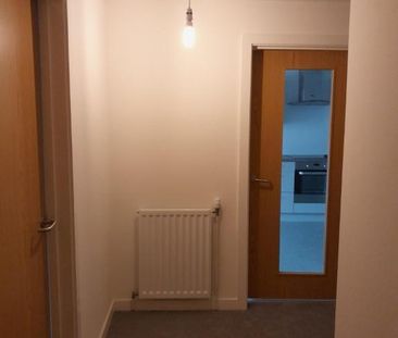 2 bedroom flat to rent - Photo 6