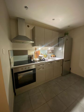 Location Appartement 2 pièces 45m² - Photo 4