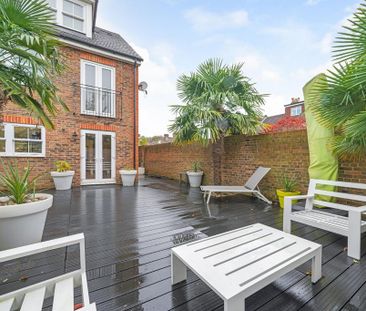 3 bedroom end of terrace house to rent - Photo 3