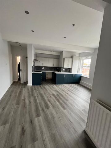 Flat 1, Turn Park Heads, Station Road, Chester Le Street, DH3 3DY - Photo 2