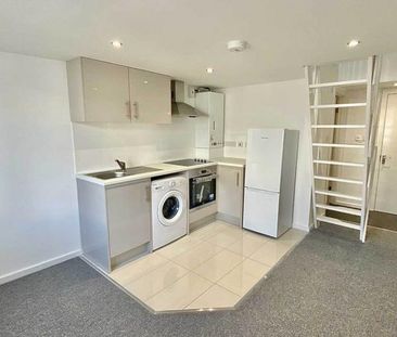 1 bedroom flat to rent - Photo 2