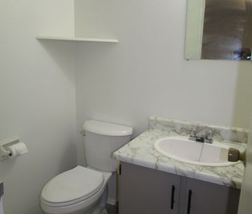 For Lease - 2001 Bonnymede Drive Unit# 213, Mississauga, Ontario - Photo 6