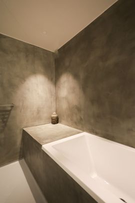 Appartement te huur: Warmoesstraat 12-E 1012 JD Amsterdam - Foto 1