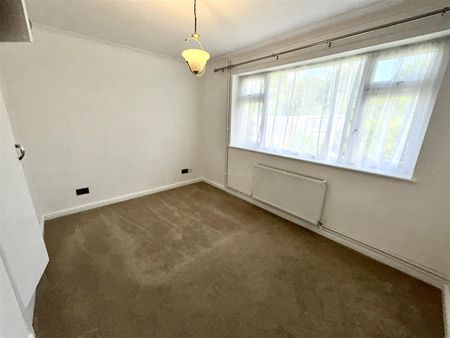 SOUTHBANK ROAD, HEREFORD. - Photo 2