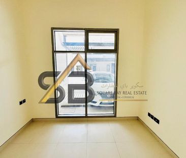 Luxury 5 Bedroom Villa + Maids Room All amenities - Photo 4