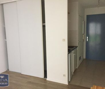 Location Appartement 1 pièce 21m² LE HAVRE 76600 - Photo 2