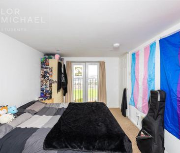 4 bedroom terraced house to rent - Photo 4