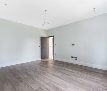Bergamot House, 52 Rowantree Road - Photo 4