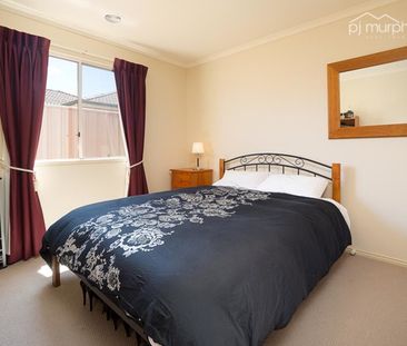 21 Innisbrook Avenue, Wodonga VIC 3690 - House For Rent | Domain - Photo 1