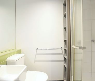 Live, Learn & Thrive in the Heart of Carlton! - Photo 2