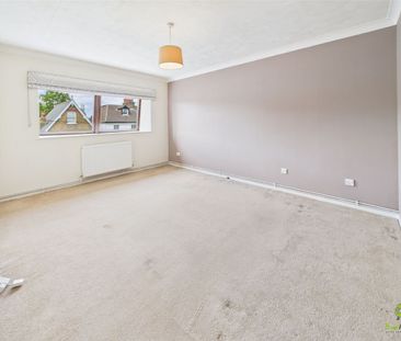 2 Bedroom - Photo 2
