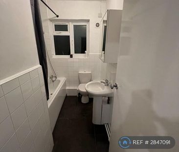 2 bedroom maisonette to rent - Photo 4