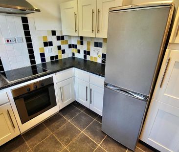 2 bedroom apartment to rent - Photo 6