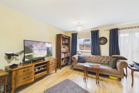 4 bedroom terraced house to rent - Photo 2