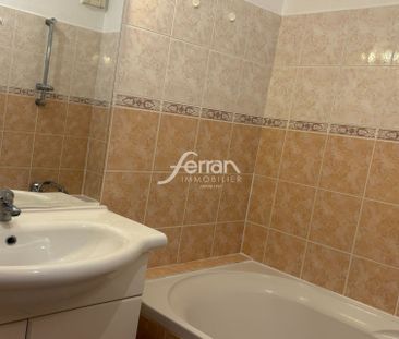 Location Appartement 3 pièces 55m² SALERNES 83690 - Photo 4