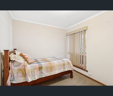 14 Regents Lane, Wynn Vale, SA 5127 - Photo 4