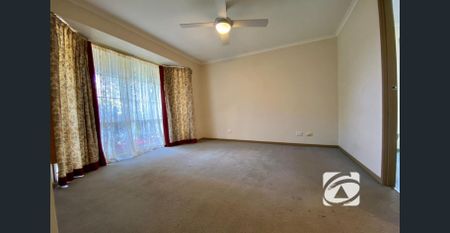 HOME IN OATLANDS ESTATE - Photo 5