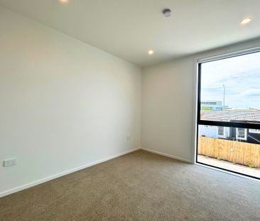 2 Bedrooms on Mead St - Photo 5