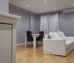 Piso de alquiler en Calle Martínez Campos, Ensanche Centro - Puerto - Photo 5