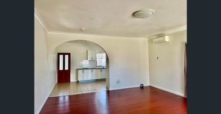 NEAT & TIDY PERMALUM HOME - Photo 2