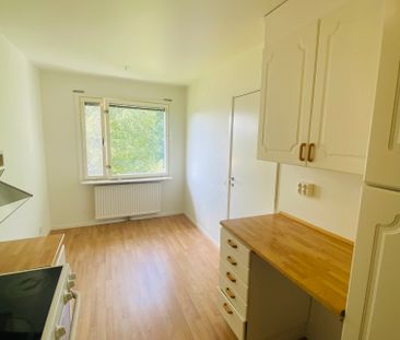 Karlslättsv 3 C - Foto 2