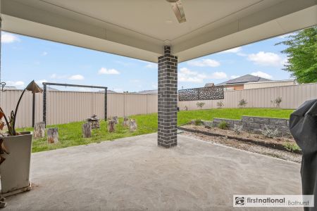 Modern Family Home With Space & Style - Photo 2