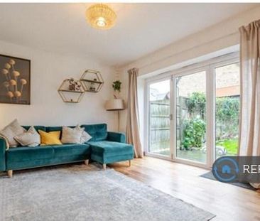 3 bedroom detached house to rent - Photo 1