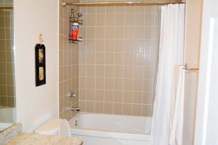 For Lease - 8685 Dogwood Crescent, Niagara Falls, Ontario - Photo 3