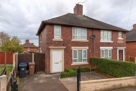 2 bedroom semi-detached house to rent - Photo 3