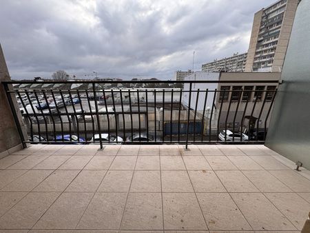 Appartement Fontenay Sous Bois 1 pièce 32,17 m2 - Photo 2