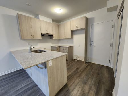 For Lease - 48 Betteridge Trail Unit# Lower, Barrie, Ontario - Photo 2
