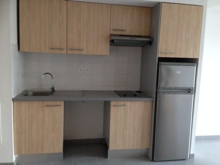 location Appartement T3 DE 64.32m² À CUGNAUX - Photo 2