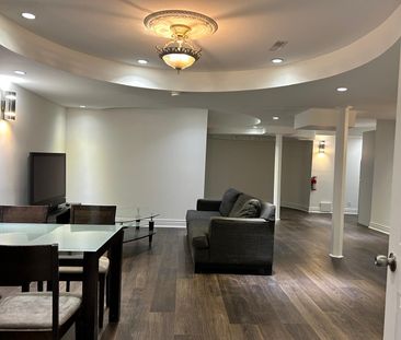 For Lease - 187 Redstone Road, Richmond Hill, Ontario - Photo 5