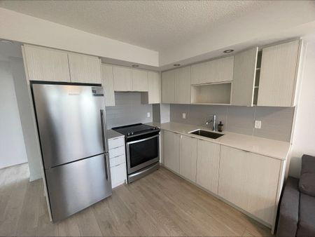 For Lease - 225 Village Green Square Unit# 1602, Toronto, Ontario - Photo 3
