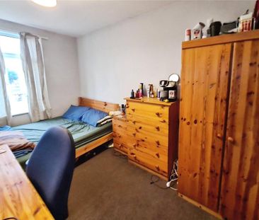 5 bedroom link detached house to rent - Photo 5