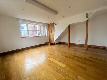 Tudor Gardens, Machen, CAERPHILLY - Photo 5