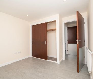 Two Bed, Unfurnished, Ground Floor Apartment which has been Modifie... - Photo 2