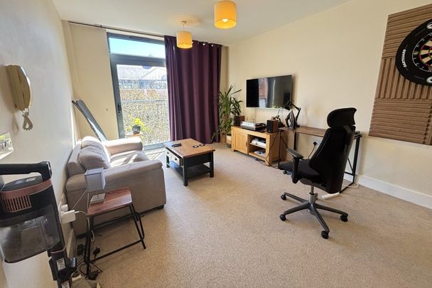Guildford Street, Chertsey, Surrey, KT16 - Photo 1