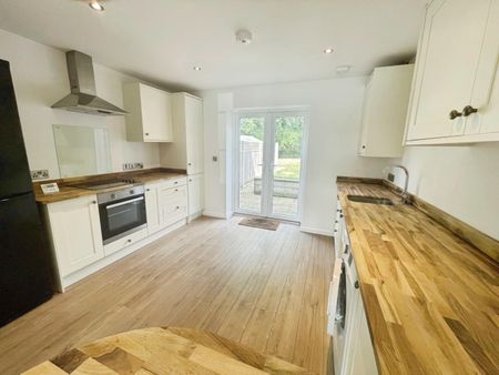 Alcester Road, Stratford-upon-Avon - Photo 4