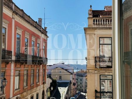 4 room luxury Flat for rent in Principe Real (Sao Jose), Lisbon - Photo 4