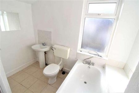 Liddington Road, Stratford, E15 - Photo 4