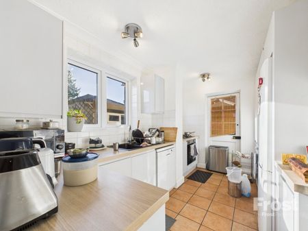 Wendover Road, Burnham, Bucks,SL1 - Photo 2