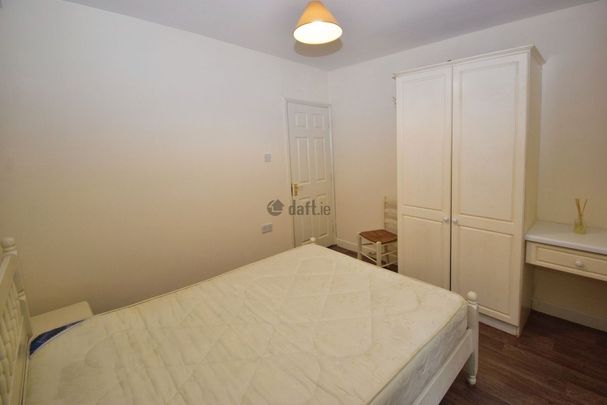 Apartment to rent in Cork, Sunday's Well - Photo 1