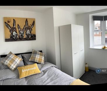 5 bedroom terraced house to rent - Photo 4