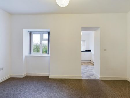 New Station Road Fishponds - 1 bedroomProperty for lettings - Chasebuchanan - Photo 2